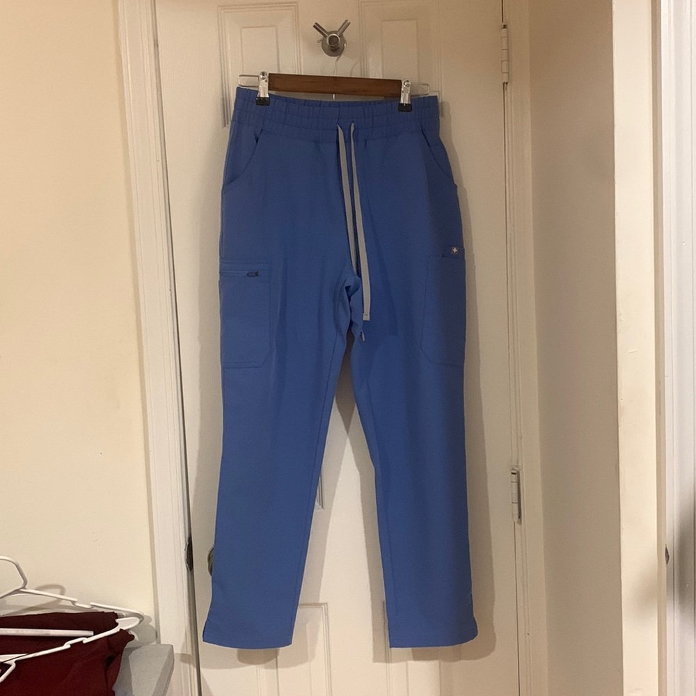 Figs Small Petite High-Waisted Yola Skinny Scrub Pants - Ceil Blue